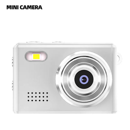 Gengratt™ Mini Camera Keychain